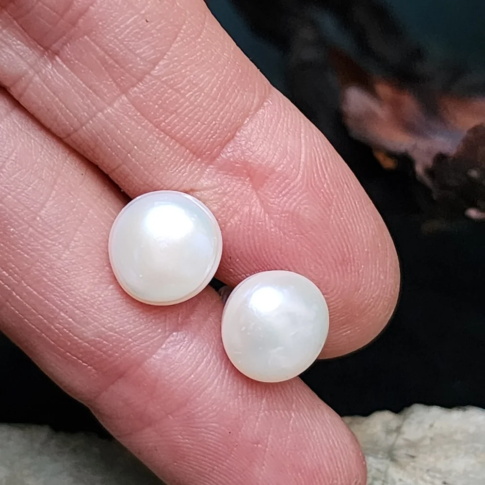 Natural Pearl Studs Round White Freshwater Pearls Studs Simple Minimalist